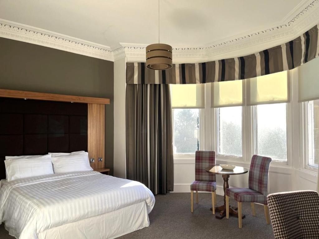 The Strathearn Hotel Dysart 外观 照片