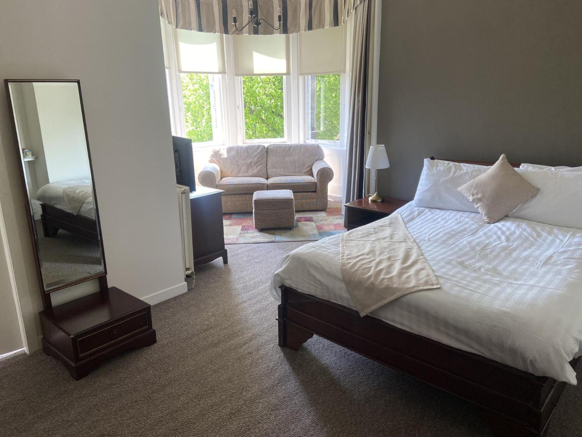 The Strathearn Hotel Dysart 外观 照片
