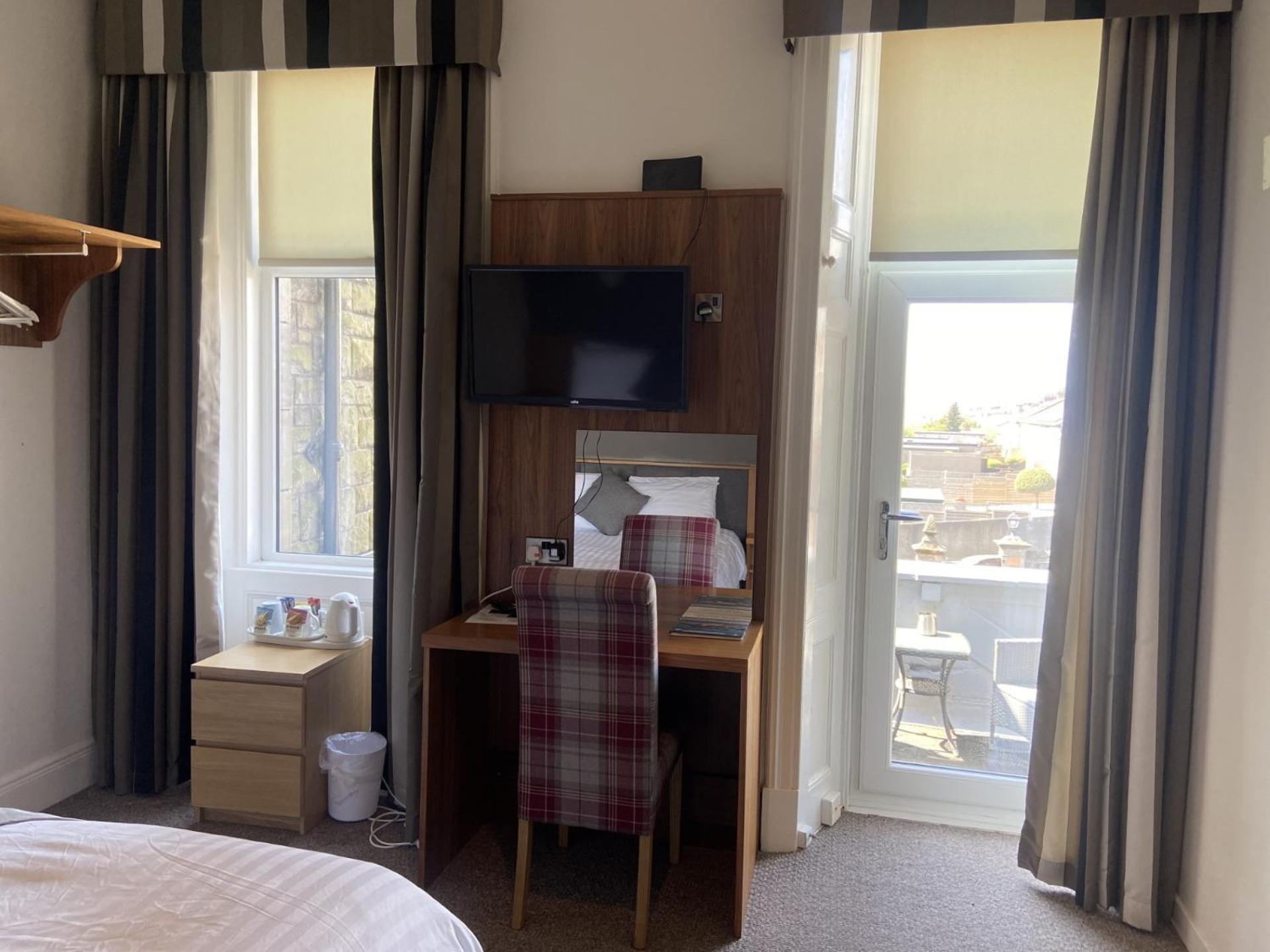 The Strathearn Hotel Dysart 外观 照片